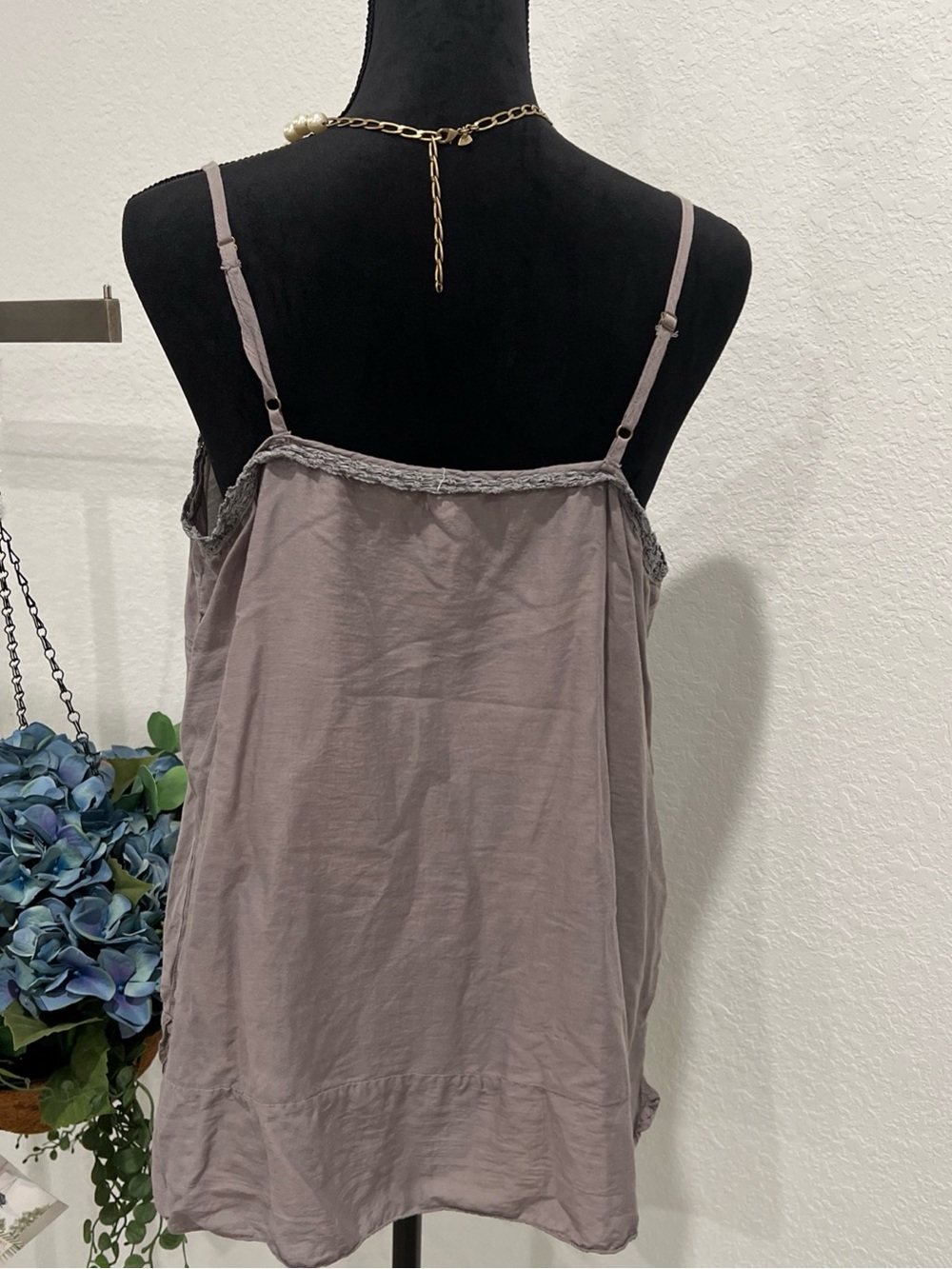 Magnolia Pearl Lace-Edge Camisole in Taupe Gray - Picture 6 of 11